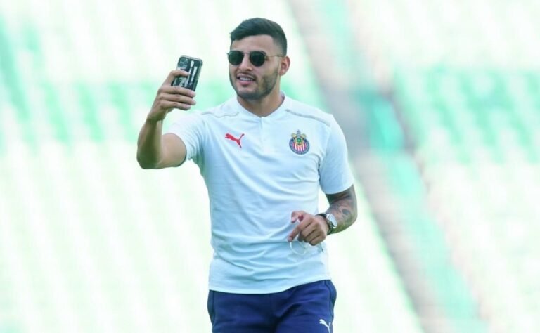 The Pack De Alexis Vega is a Popular Topic of Discussion in the Online World,